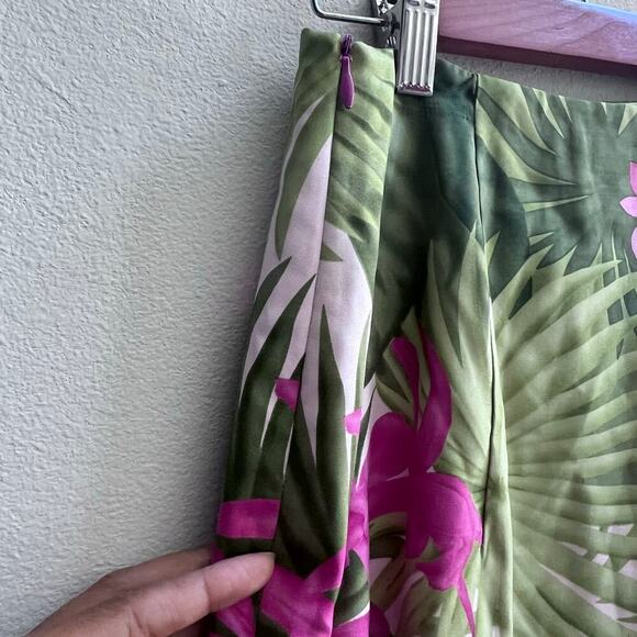 Tommy Bahama Floral 100% Silk Green Mini Tropical Hawaiian Skirt Women's Size 2 - Picture 6 of 6